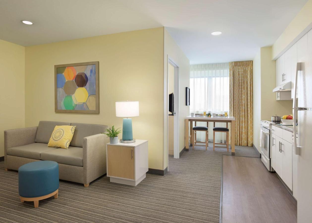One Bedroom Suite King,1206920158:JPEG