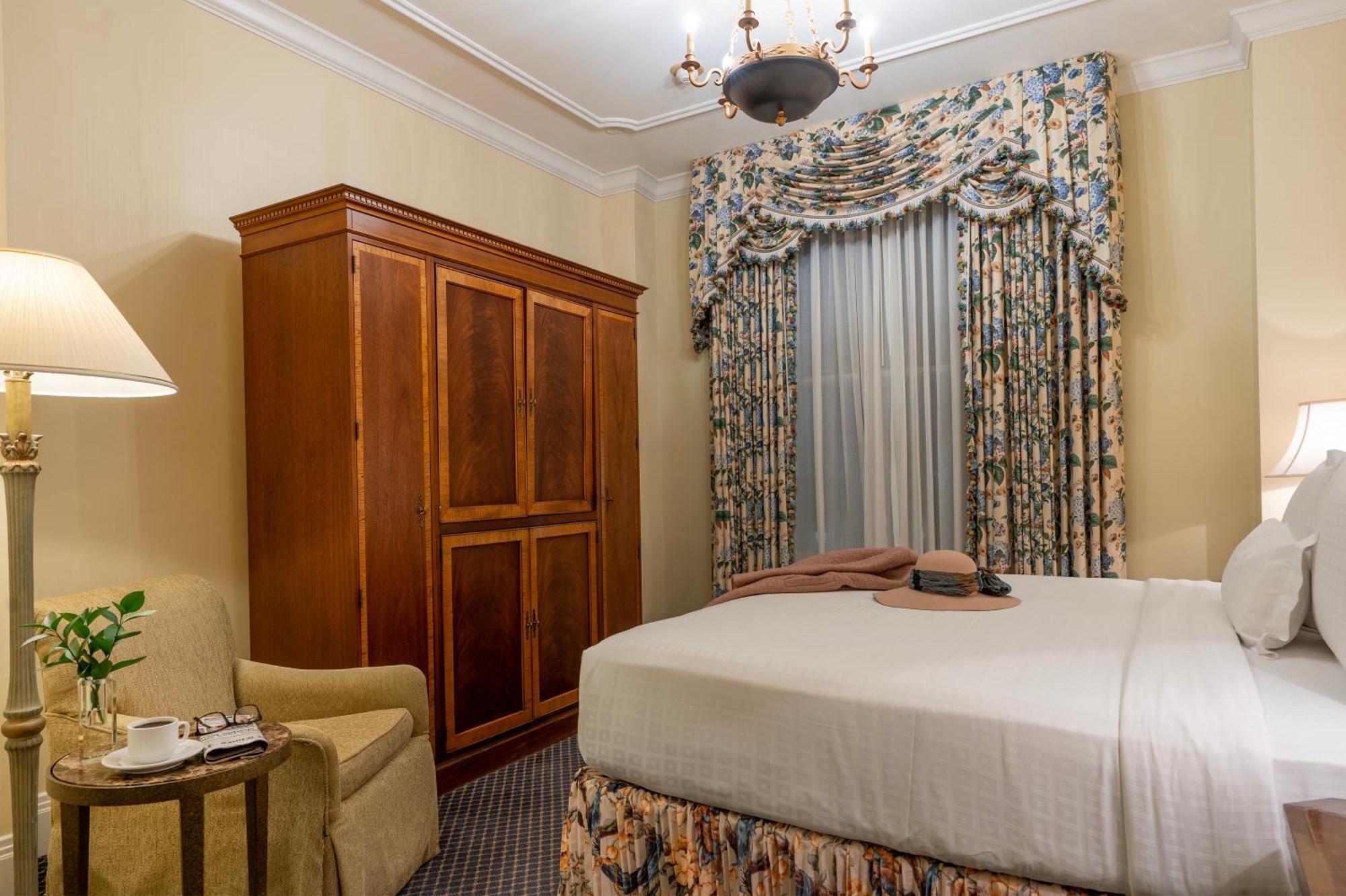 Suite with River View