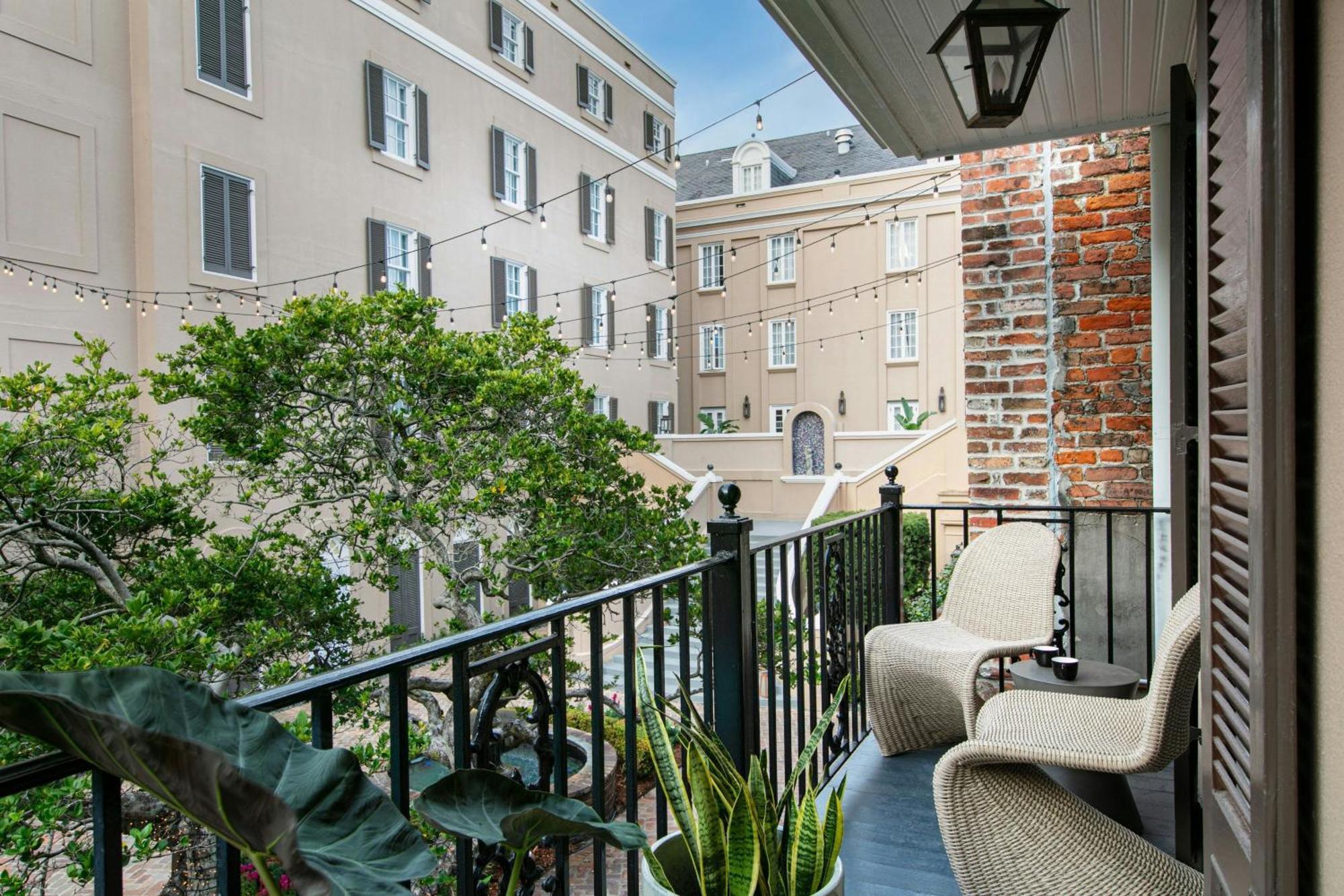 One-Bedroom Studio King Suite with Balcony,1643139980:JPEG