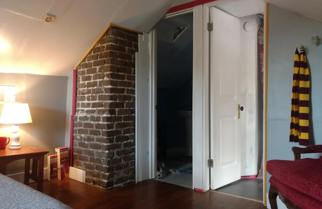 Evangeline Art House-1