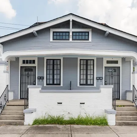 Shotgun Craftman House With Private Patio-3