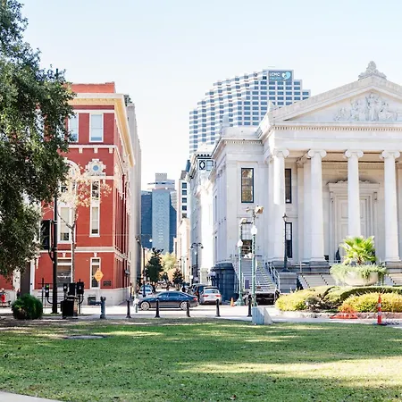 The Lafayette New Orleans By Kasa Living-2