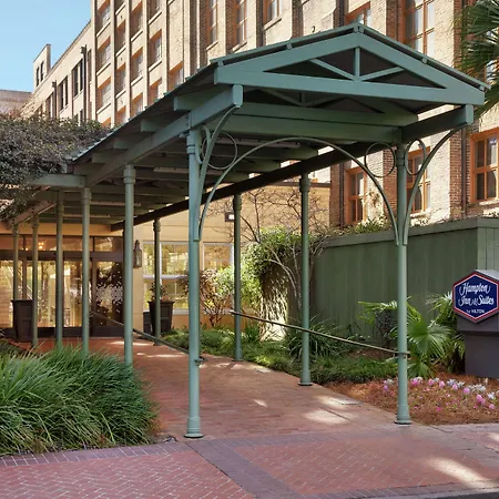 Hampton Inn And Suites New Orleans Convention Center-3