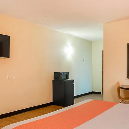 Motel 6-New Orleans, La - Near Downtown-2
