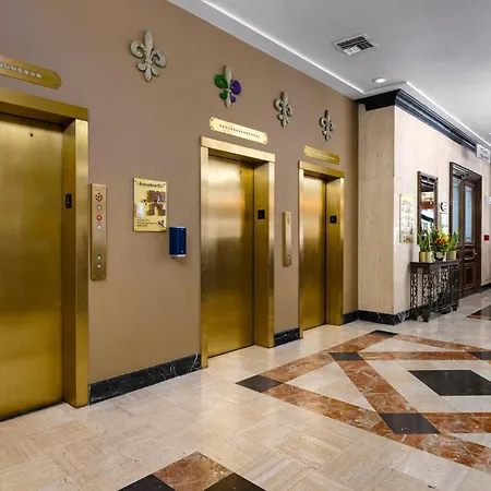 Club Wyndham Avenue Plaza-2