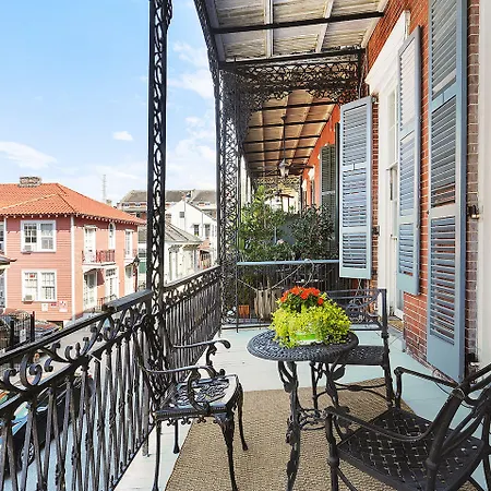 French Quarter Mansion-3