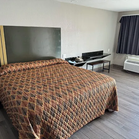 Nola Inn & Suites-3