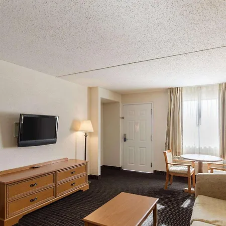 Sunrise Inn & Suites New Orleans-3