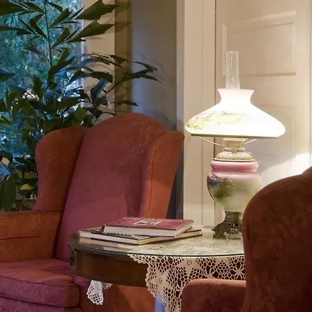 Southern Comfort Bed And Breakfast-2