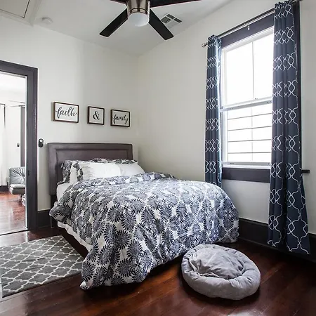 Perfect Nola Hideaway-3