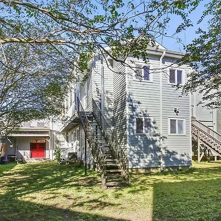Montgomery House-2